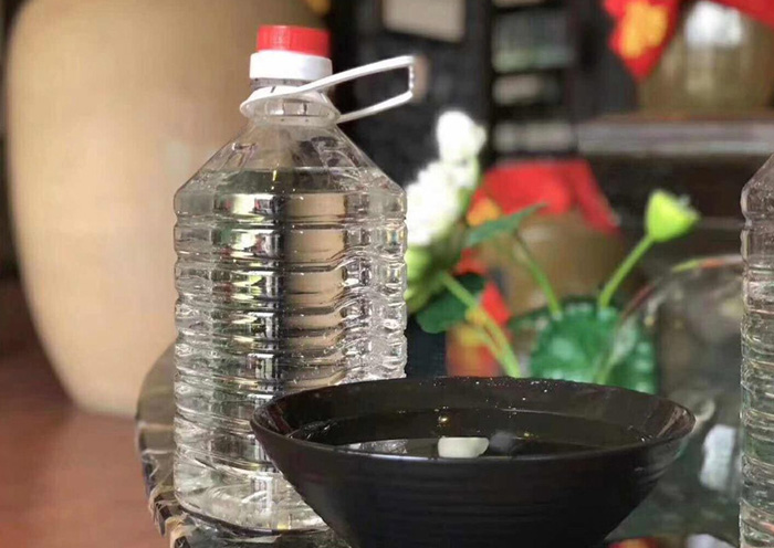 散酒为什么会变黄